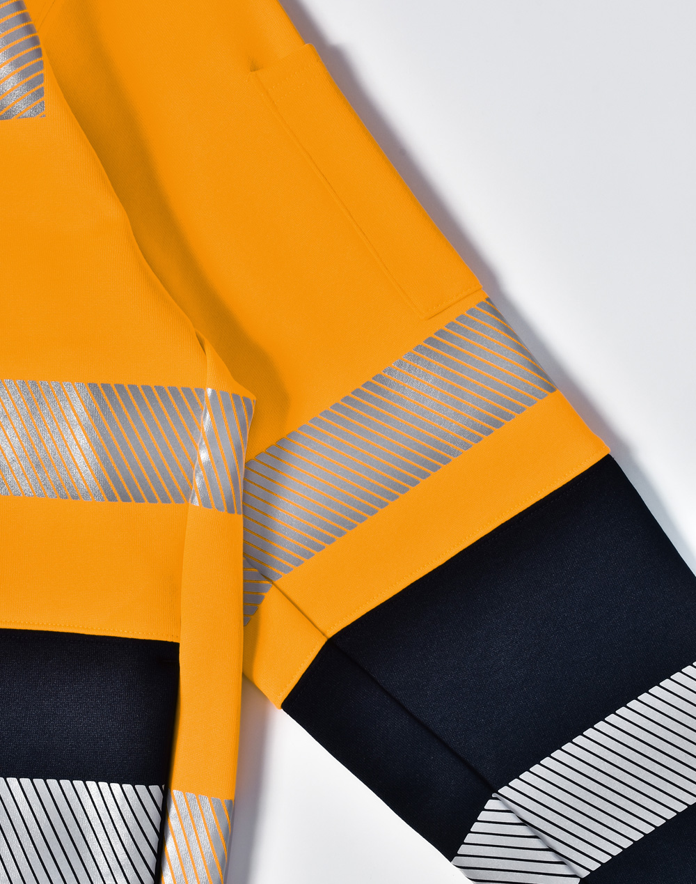 SW32 Vic Rail Hi-Vis Safety Jumper Unisex - Image 3
